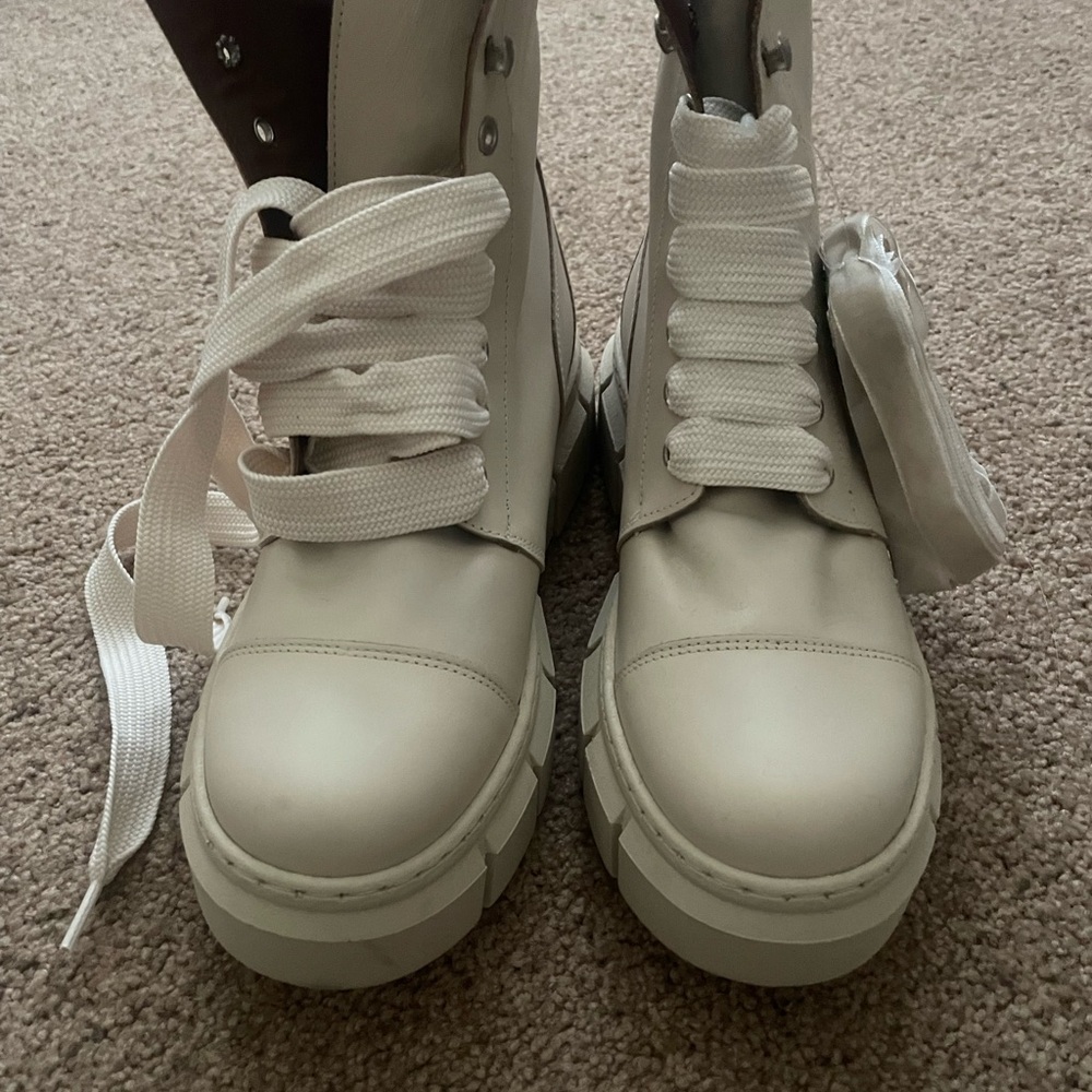 Women's White Lace-Up Boots